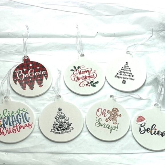 Set of 7 Lightweight Wooden Ornaments-New! - Picture 1 of 10